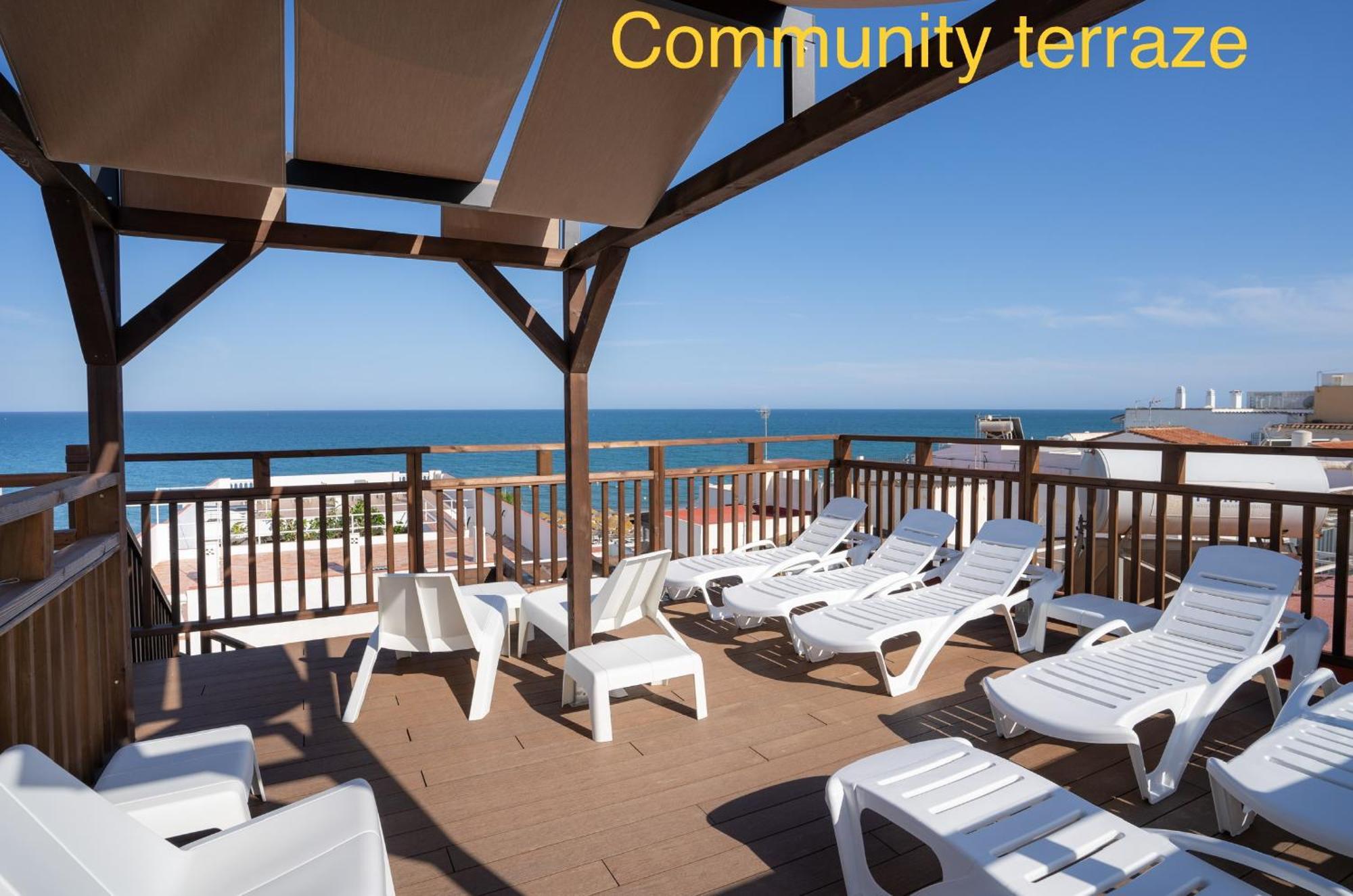 Playa Carihuela Estudio Rey El Carmen Torremolinos Exterior foto